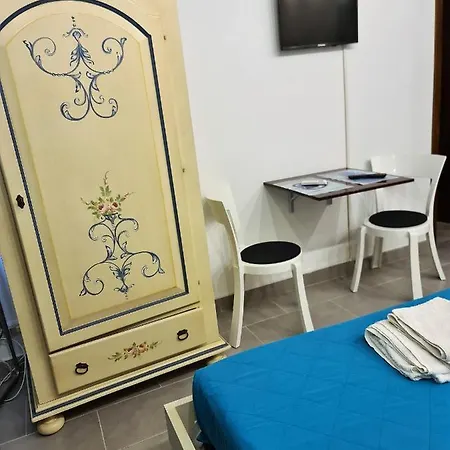 Caravel Appartamentini Holiday home Lido di Camaiore