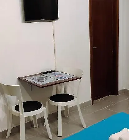 Caravel Appartamentini Lido di Camaiore