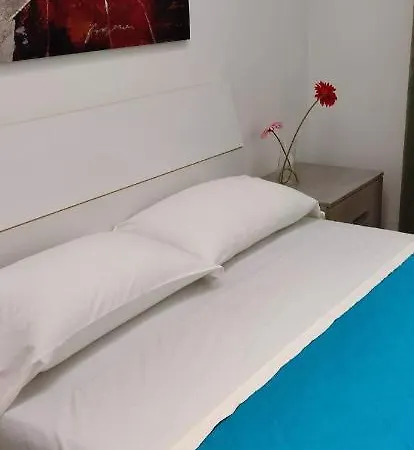 Caravel Appartamentini Casa vacanze Lido di Camaiore