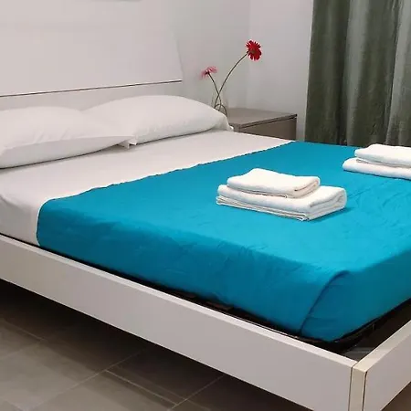 Casa vacanze Caravel Appartamentini Lido di Camaiore