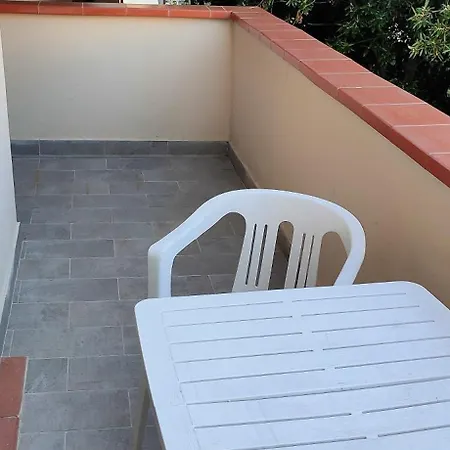 Caravel Appartamentini Tatil Evi Lido di Camaiore